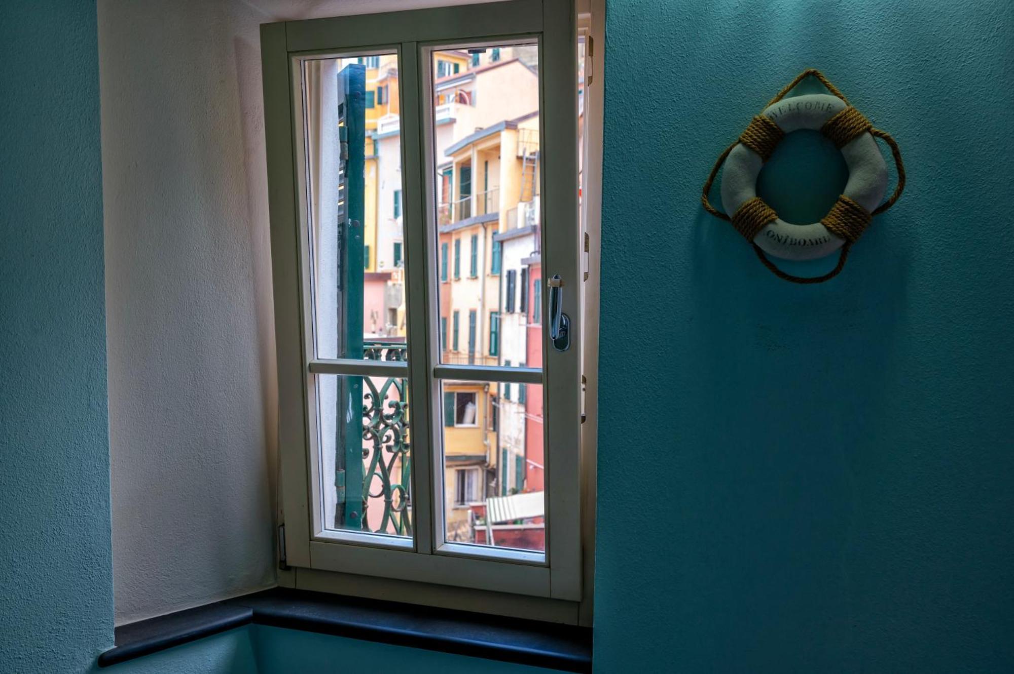 Peppiniello Apartment Riomaggiore Bagian luar foto