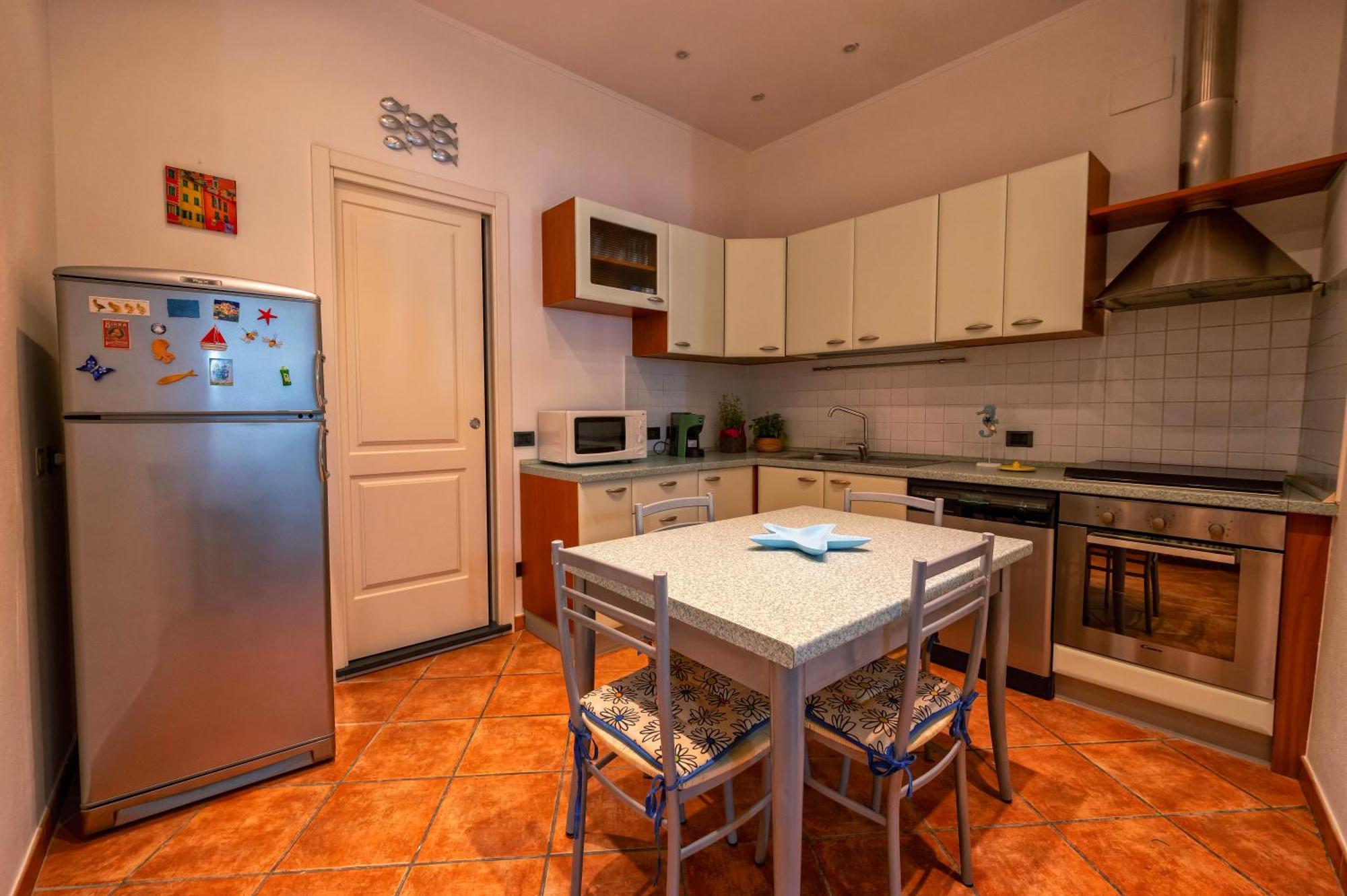 Peppiniello Apartment Riomaggiore Bagian luar foto